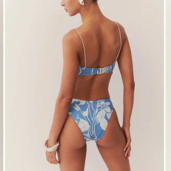 Reformation Volta Bikini Bottom - Picture 2 of 6